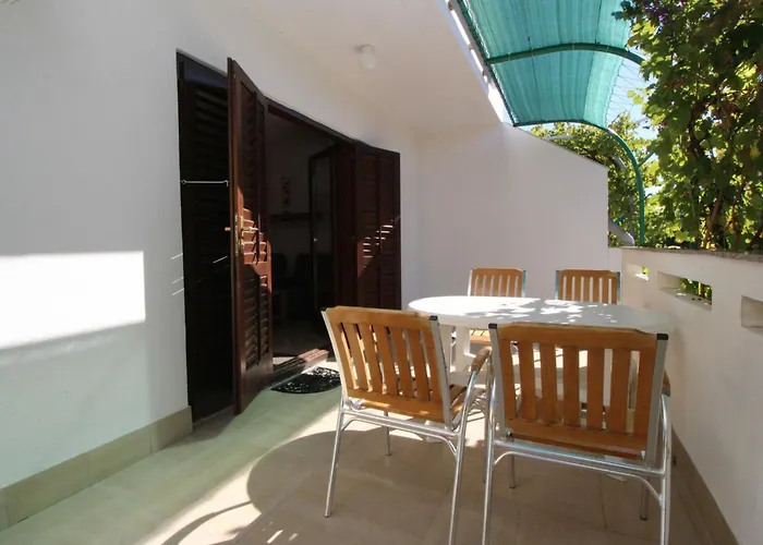 Charmante In Mit Eigener Terrasse By Interhome Baska (Krk)