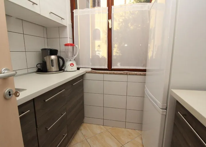 Charmante In Mit Eigener Terrasse By Interhome Baška