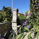 Charmante In Mit Eigener Terrasse By Interhome *